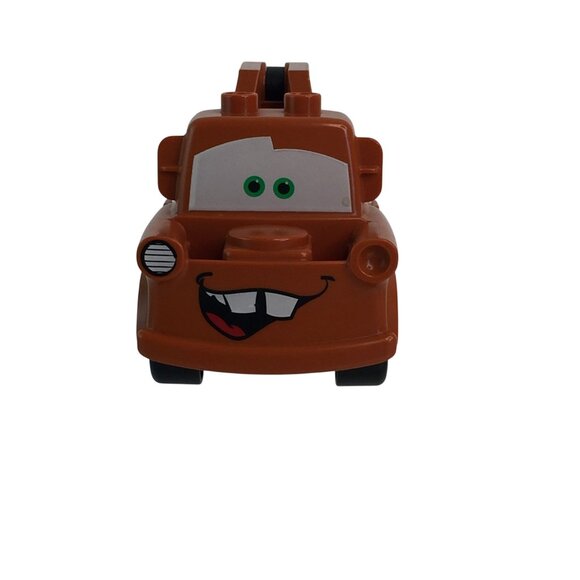 Lego Duplo Disney Pixar Tow Mater Truck w/Hook & Garage Sign - Picture 5 of 8